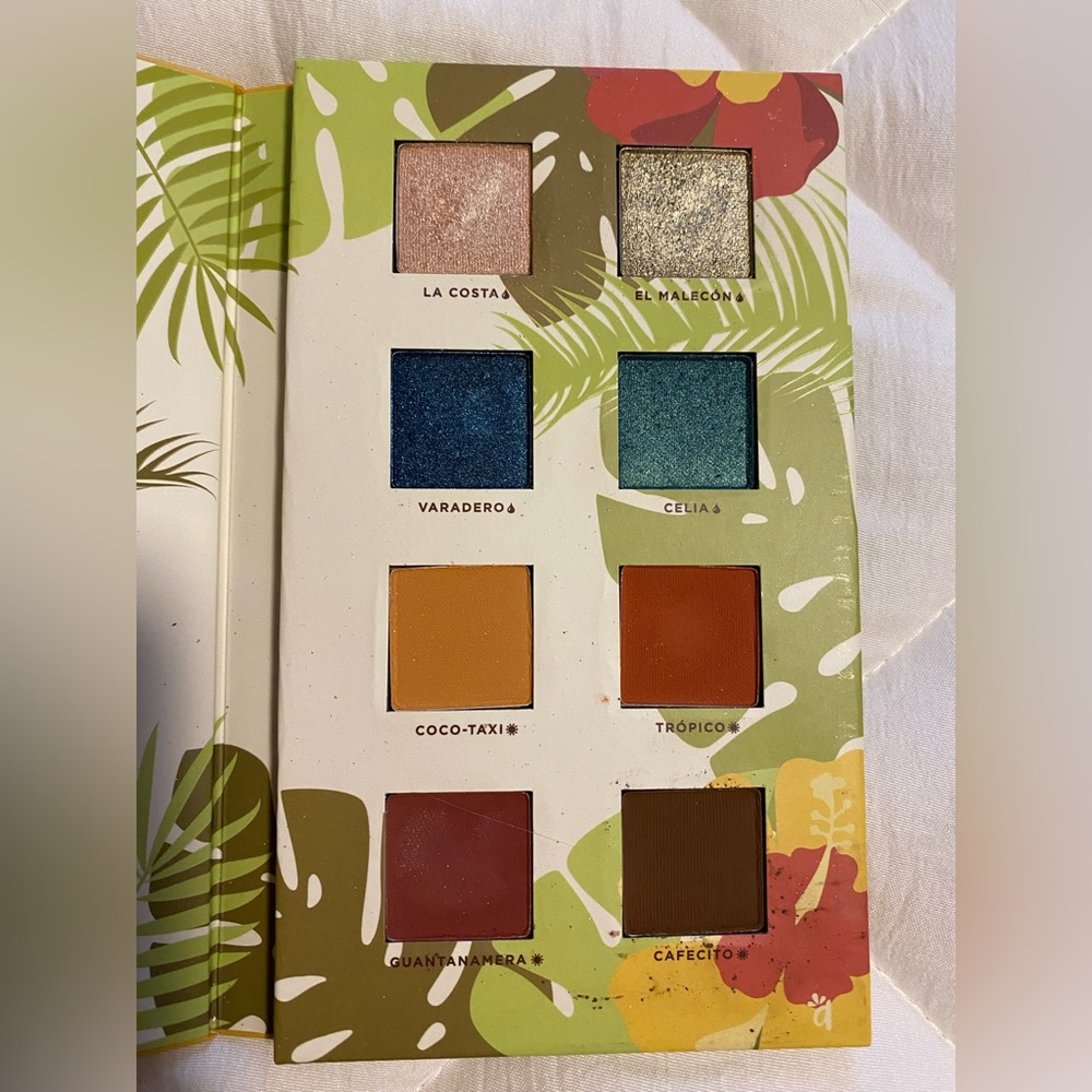Alamar Reina Del Caribe Eyeshadow Palette